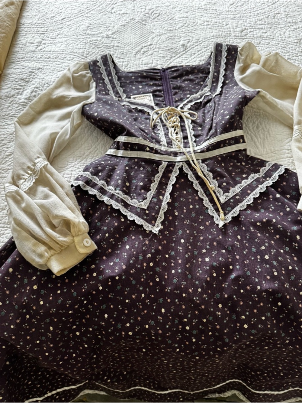 Women's original Gunne Sax Dress - Picture 7 of 13